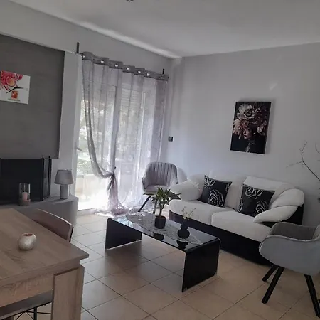 Sakis And Lydia Apartment